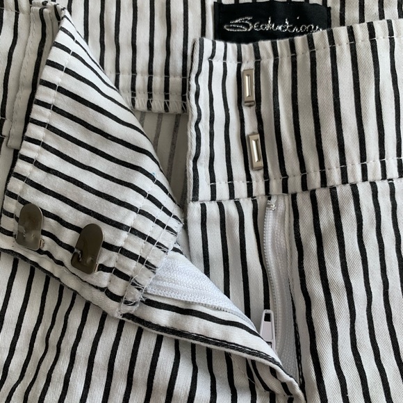 Cotton stripe black and white shorts - Picture 3 of 4